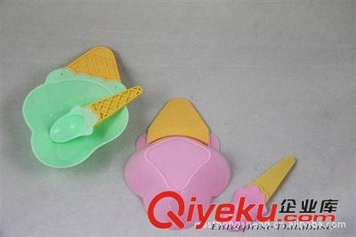 汕頭市國平鴻盛塑料制品廠 優質雙色雪糕盤及日用塑料制品廠家直銷